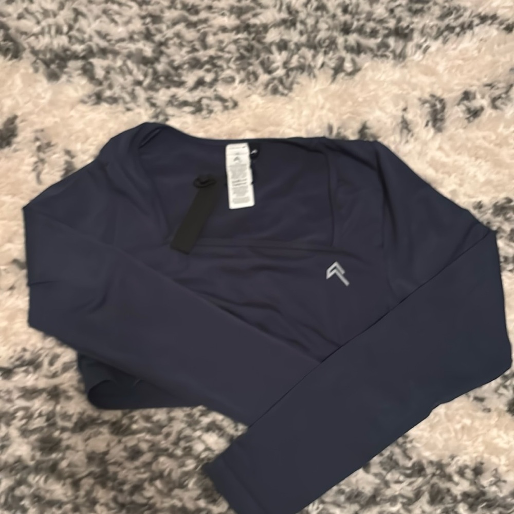 Effortless Square Neck Crop L/S